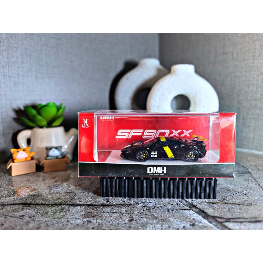 DMH Ferrari SF90XX Stradale Le Mans Black