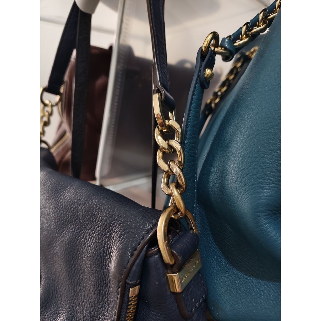 Tas mk hobo navy Sold