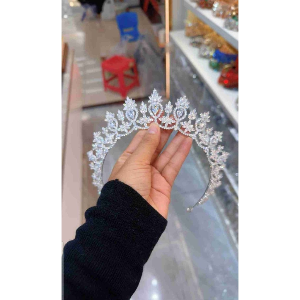 mahkota zircon 5ai sampai telingA