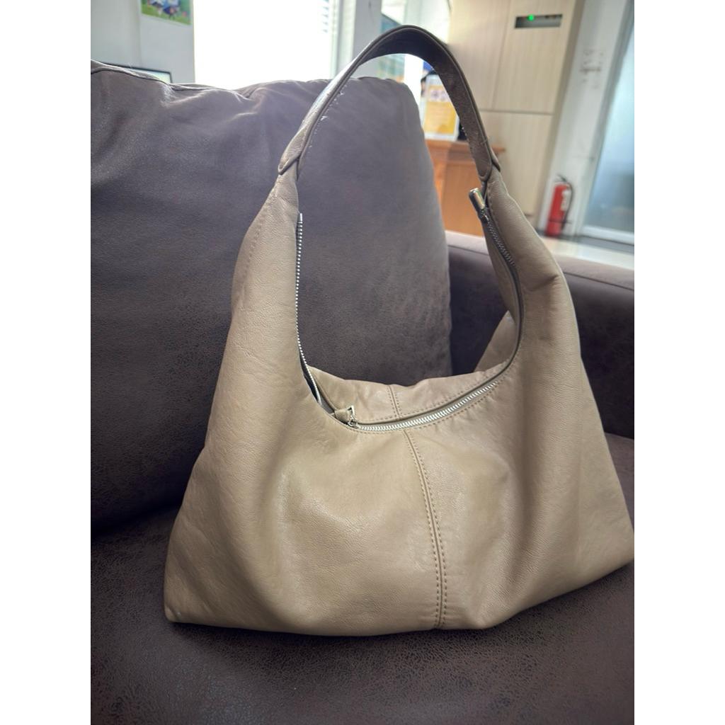 bucks and leather bag