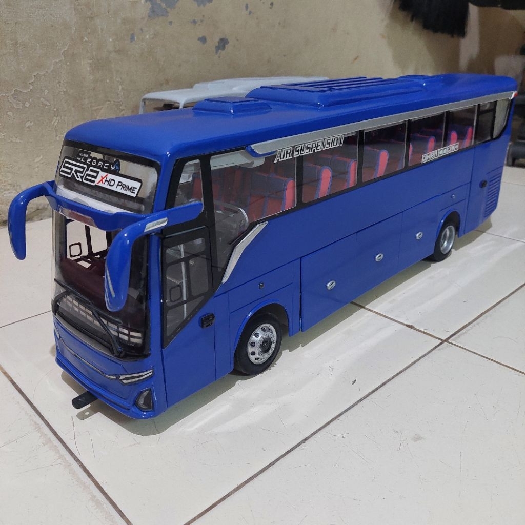 miniatur bus JB5 skala 20
