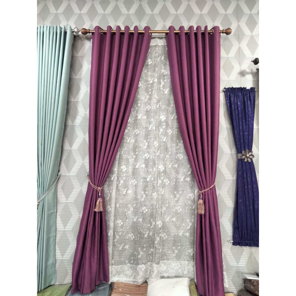 Gorden dove blackout 85% dengan lebar 130cm X tinggi 250cm