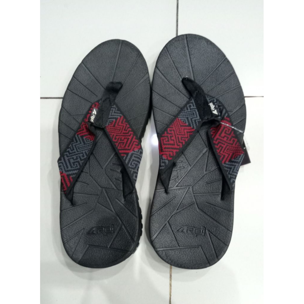 SANDAL JEPIT REI DAYAK