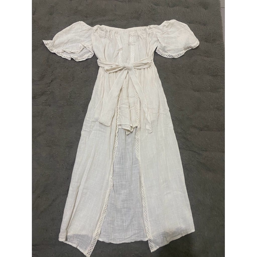 Dres Putih/ Dres Wanita