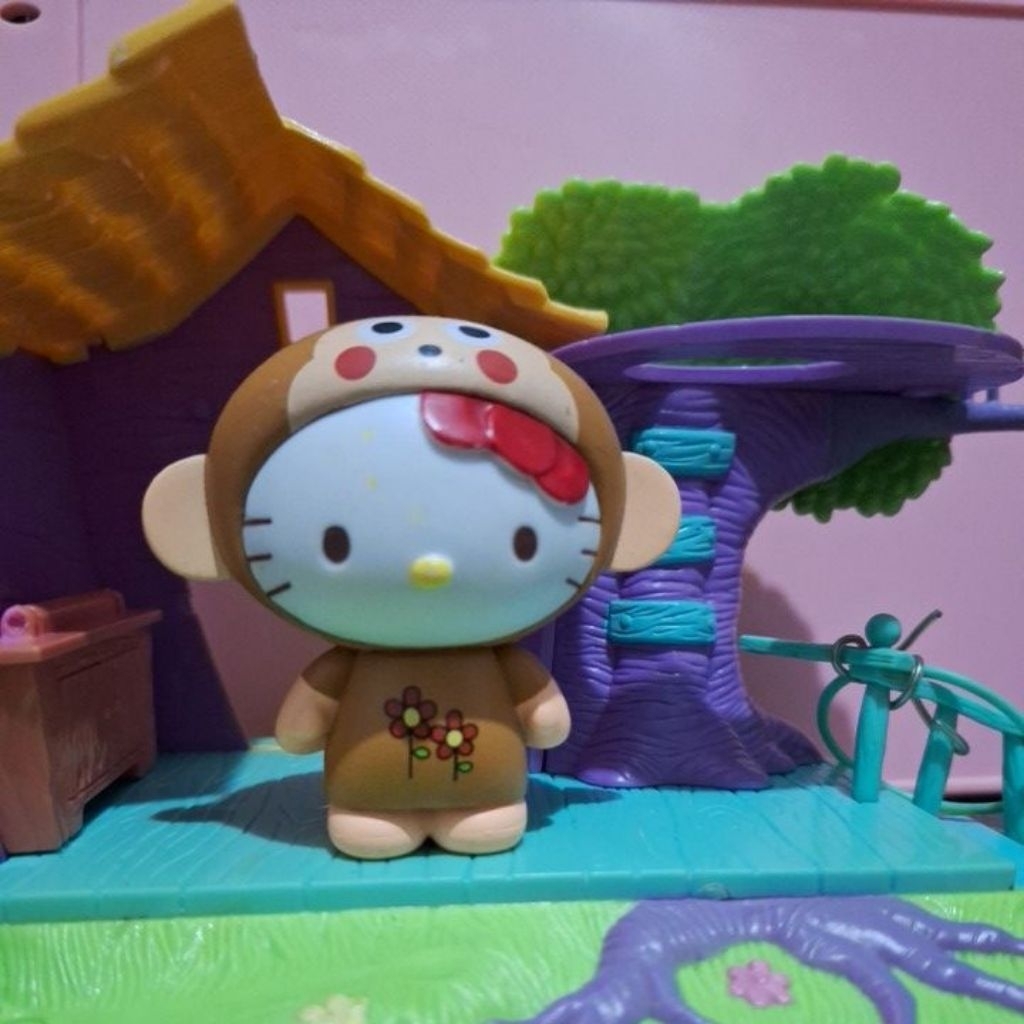 Preloved Hello Kitty Karakter Monkichi Ori Sanrio