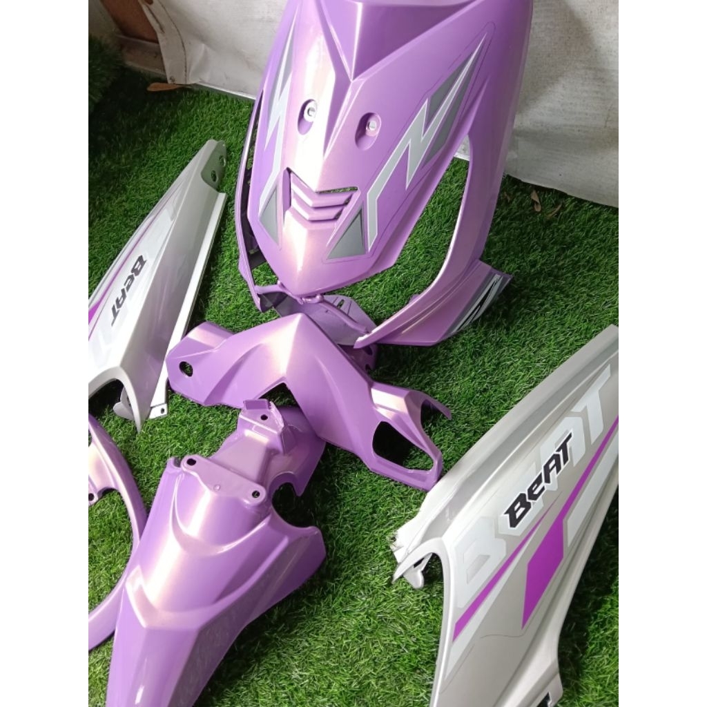 cover body halus beat karbu tahun 2008/2012 warna pink silver plus striping