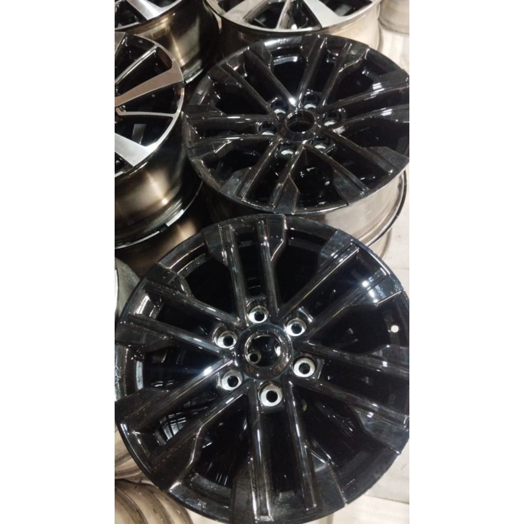 Velg R18 Mitsubshi pajero sport oem Original