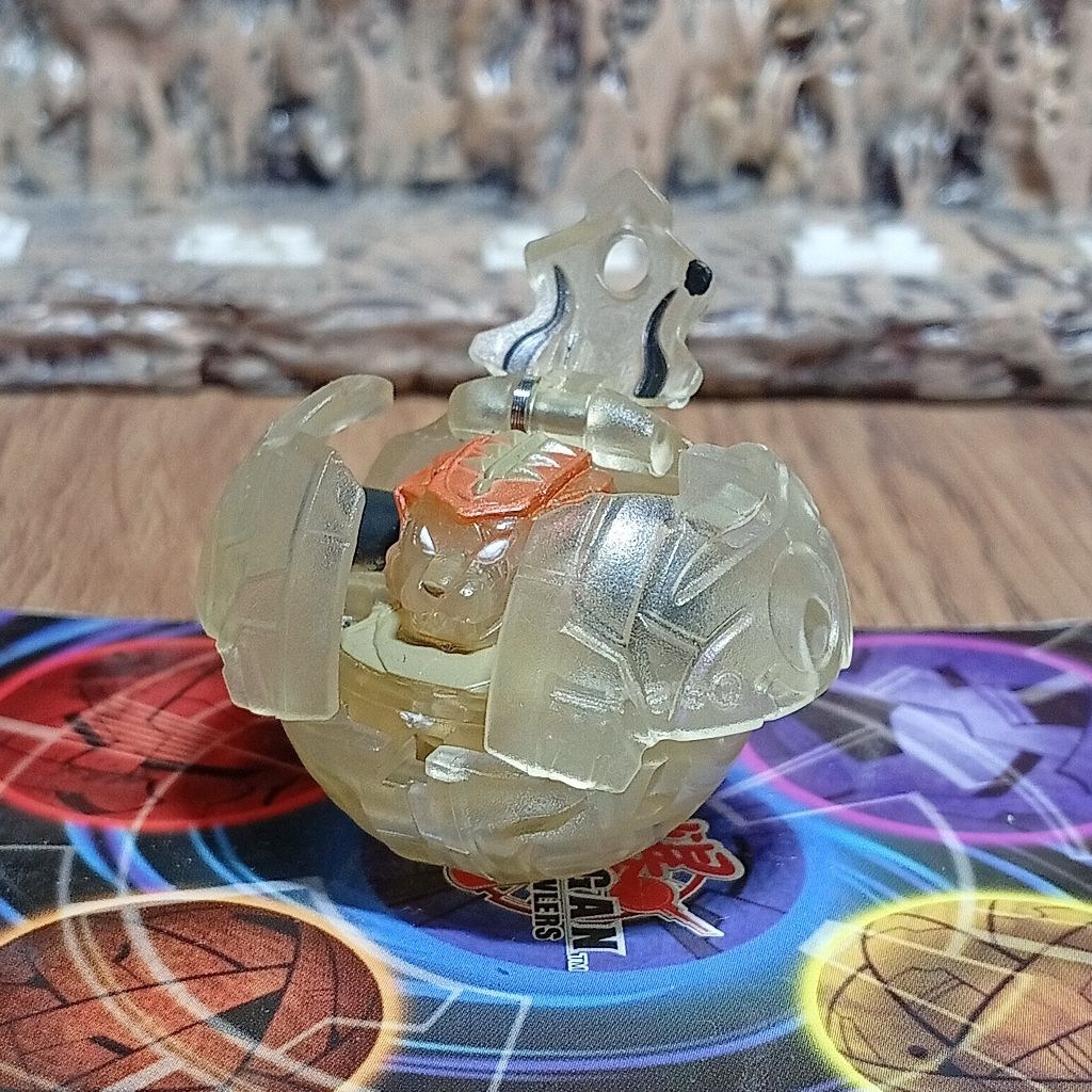 Bakugan Tigress B2 Translucent C