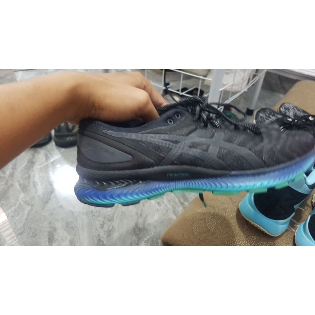 sepatu voli second 41.5