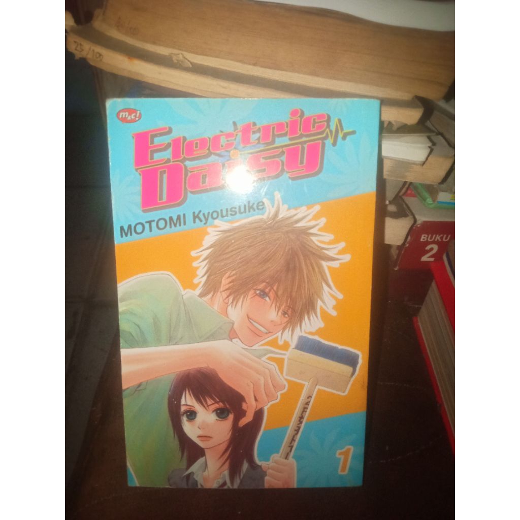 buku komik Electric Daisy