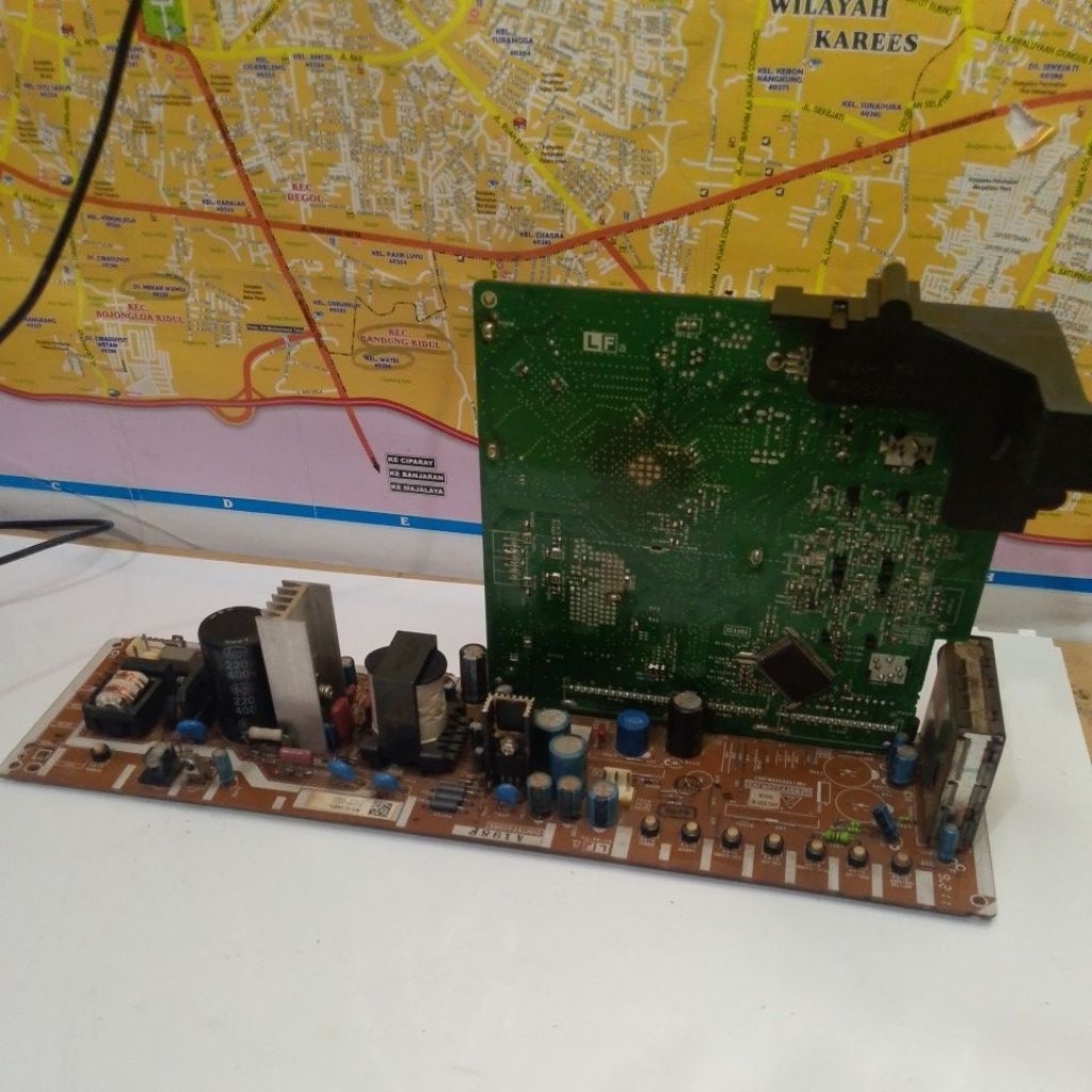 Modul Bekas Normal  TV Sharp Alexander LCD model LC-22L10M-GY Wajib baca keterangan dan cek gambar