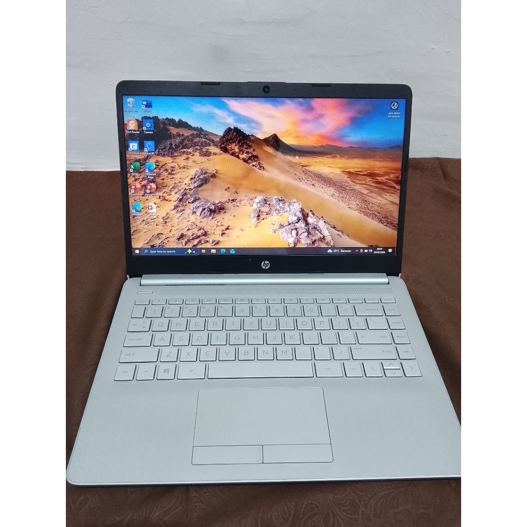 Laptop HP Ram 8 SSD 256gb second siap pakai