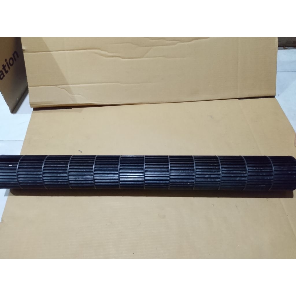 cross fan blower indoor AC Daikin Malaysia 2 PK panjang 85cm diameter 10,2cm