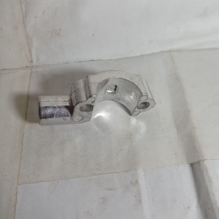 Dudukan Spion Mio Bracket Spion kanan Mio