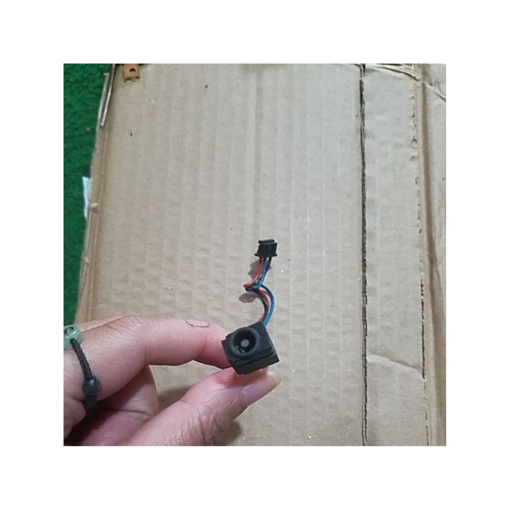 dc jack in power charger fujitsu lifebook a572/g original