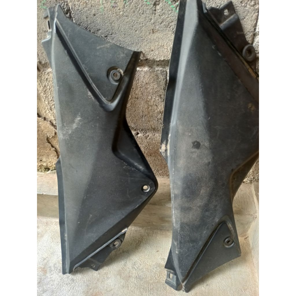 body kasar samping cbr 250 cbu KYJ