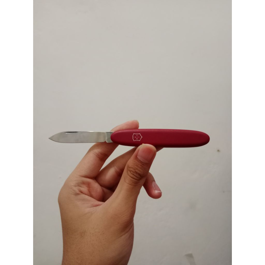 Victorinox Pocket Knife Single Blade, Red