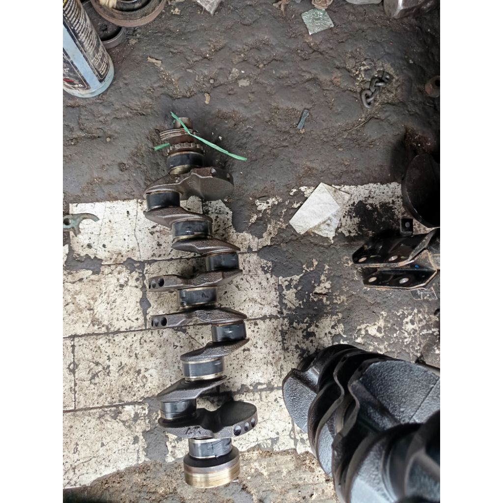 crankshaft kruk as / kruk as kijang  4k 5k super grend Rover jantan original copotan