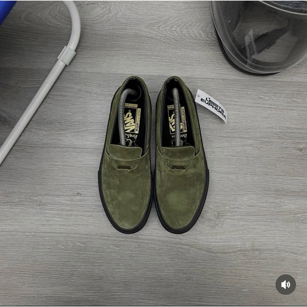 VANS SLIP ON SKATE STYLE 53 x BEATRICE DOMOND DARK OLIVE