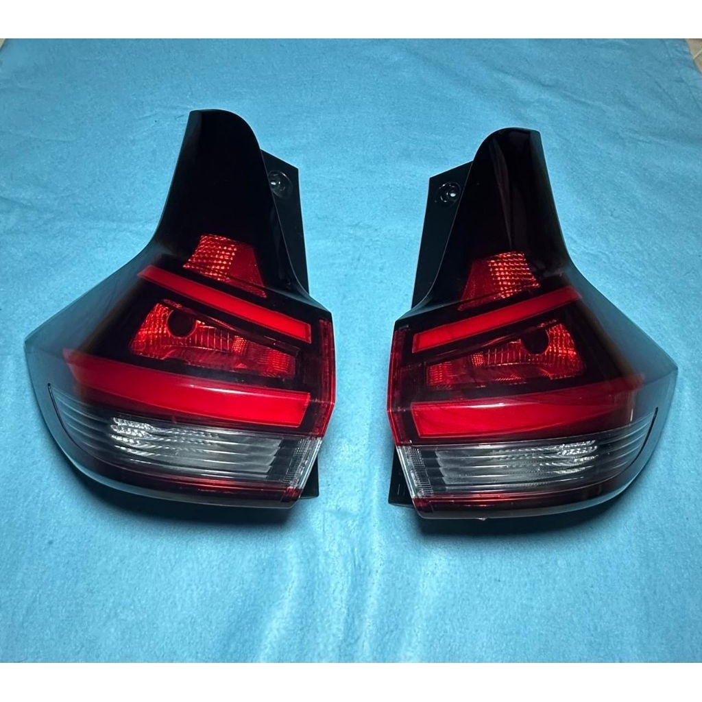 stoplamp lampu belakang nissan allnew livina original