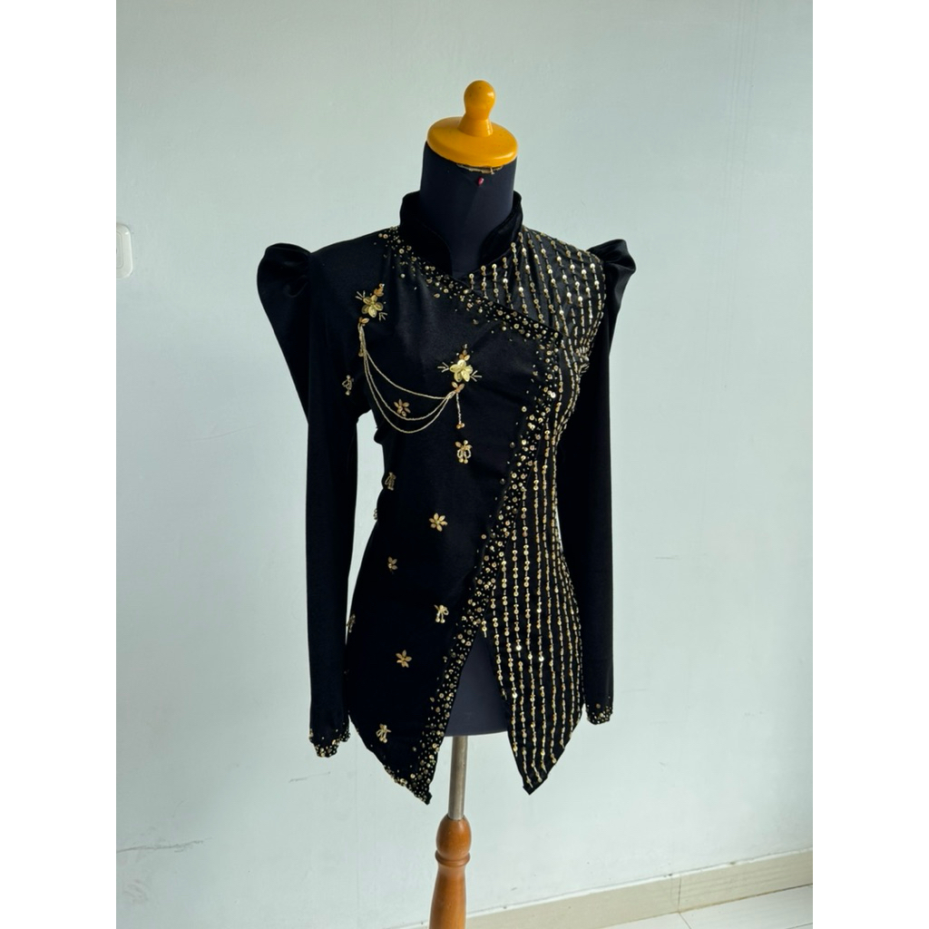 atasan kebaya bludru/kebaya atasan bludru payet
