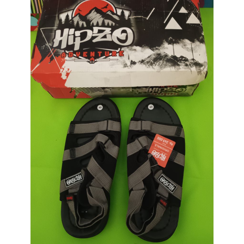 SANDAL GUNUNG MERK HIPZO UKURAN 40