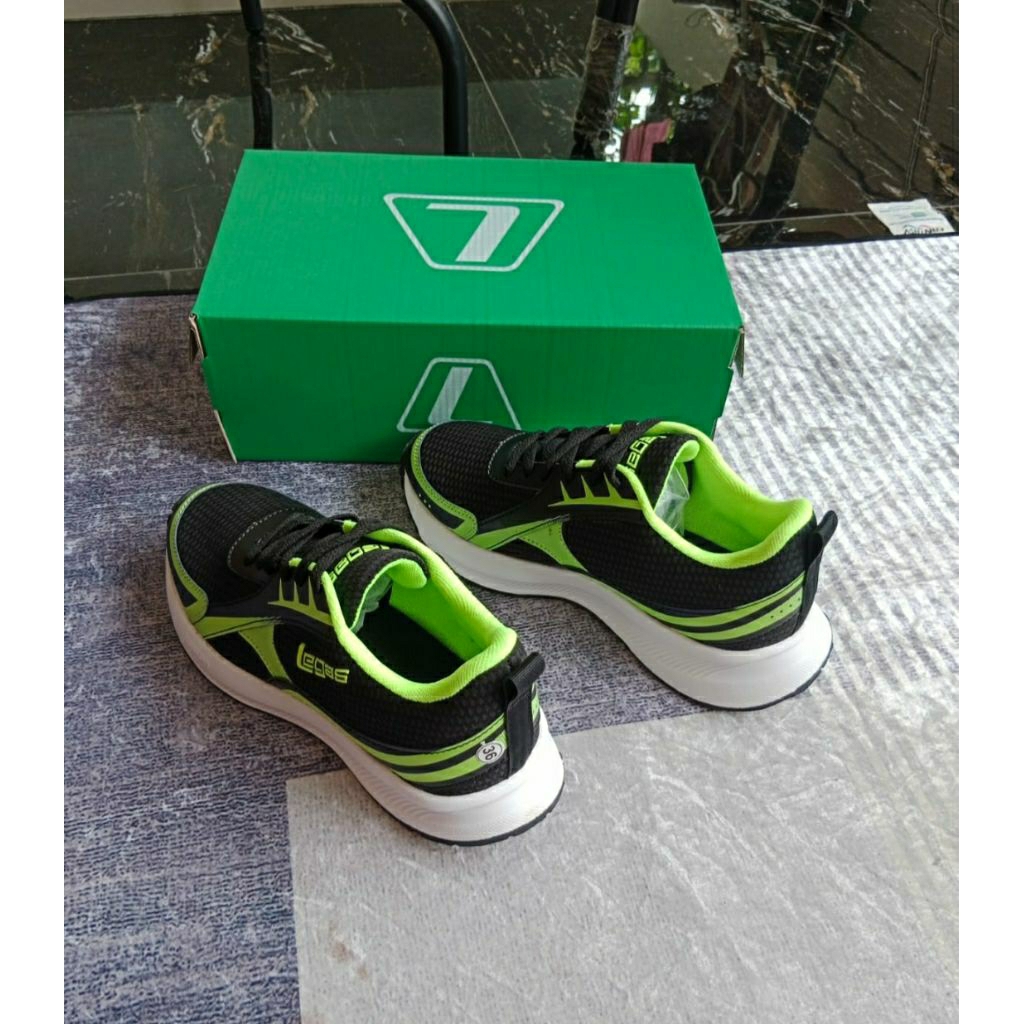 sepatu pso /sepatu olahraga persit/ sepatu Ark pso