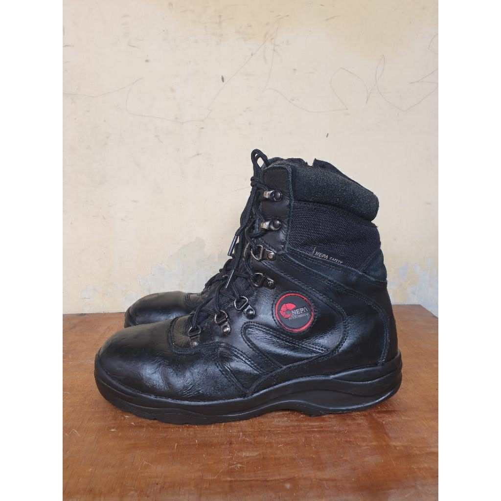 Sepatu Outdoor SAFETY NEPA Hiking Trekking Gunung Size 41