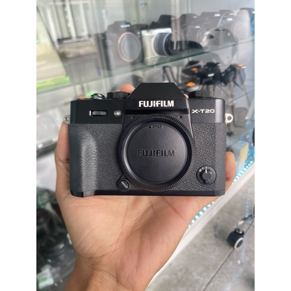 FUJIFILM BODY ONLY Xt20