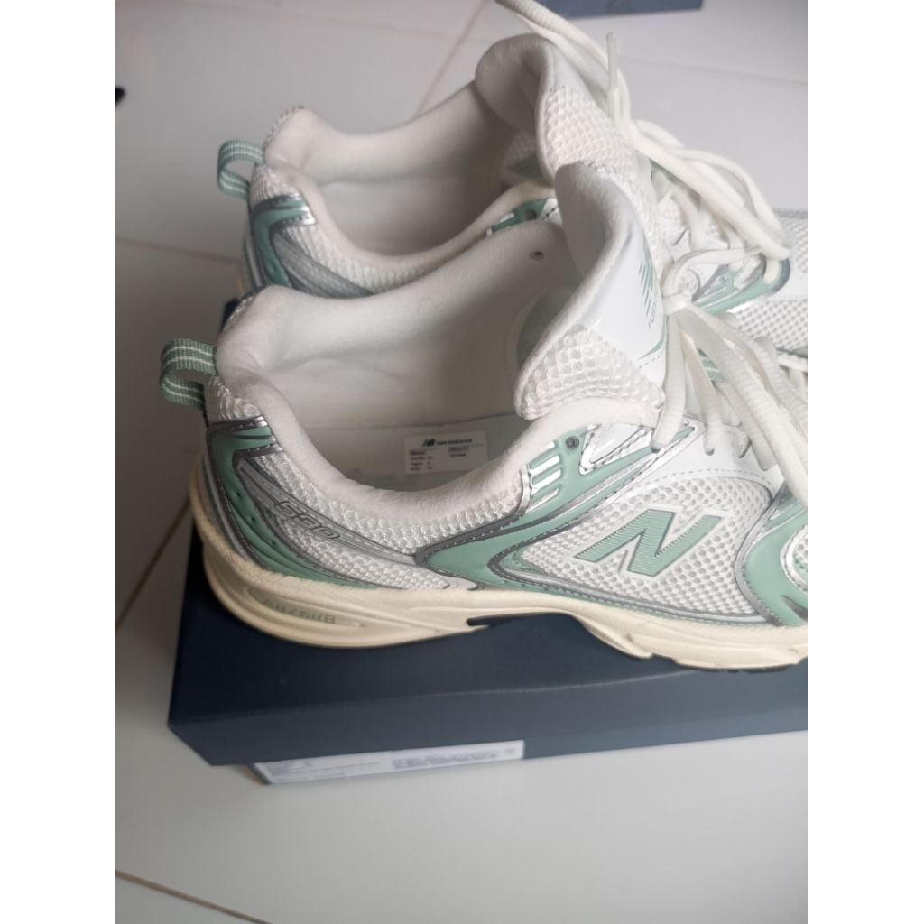 New Balance 530