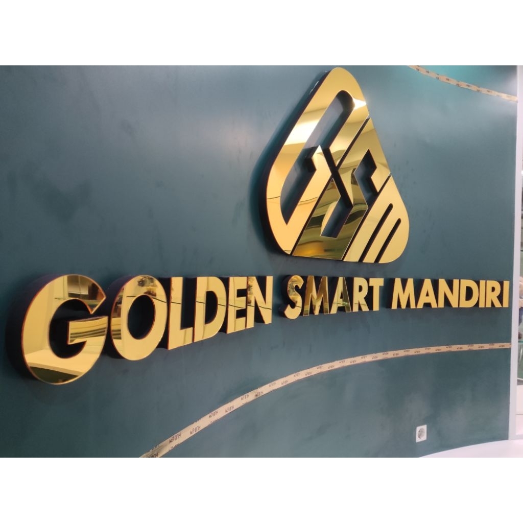 Custom Logo Huruf Timbul Akrilik Gold Mirror