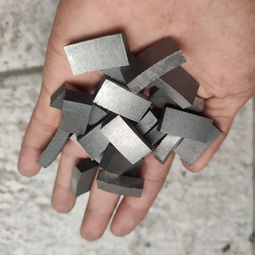 Segmen model lengkung Diamond titik intan mata bor coring beton