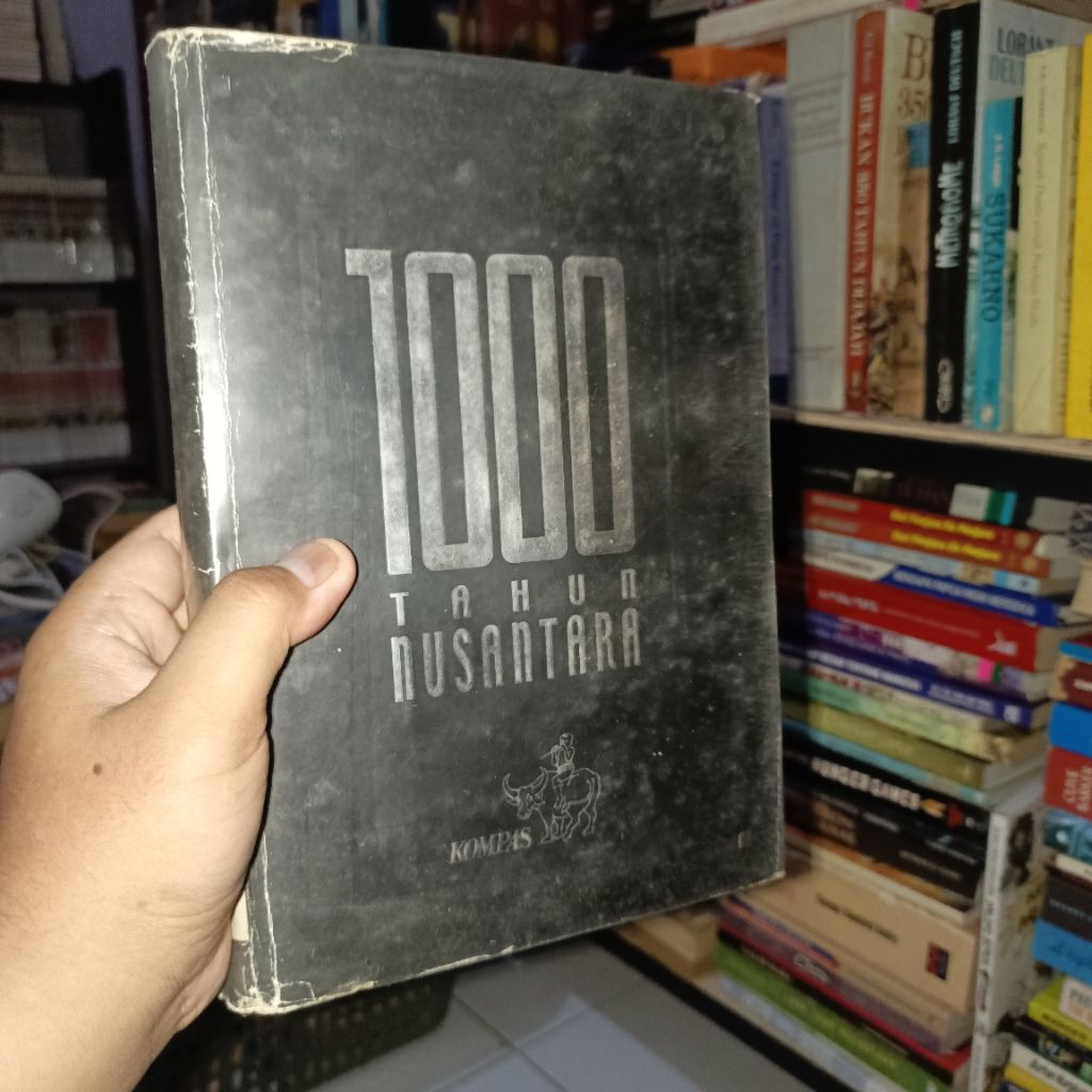 1000 Tahun Nusantara - Kompas - Ignas Kleden, Sindhunata, Onghokham, Ajip Rosidi, AA Navis, Seno Gum