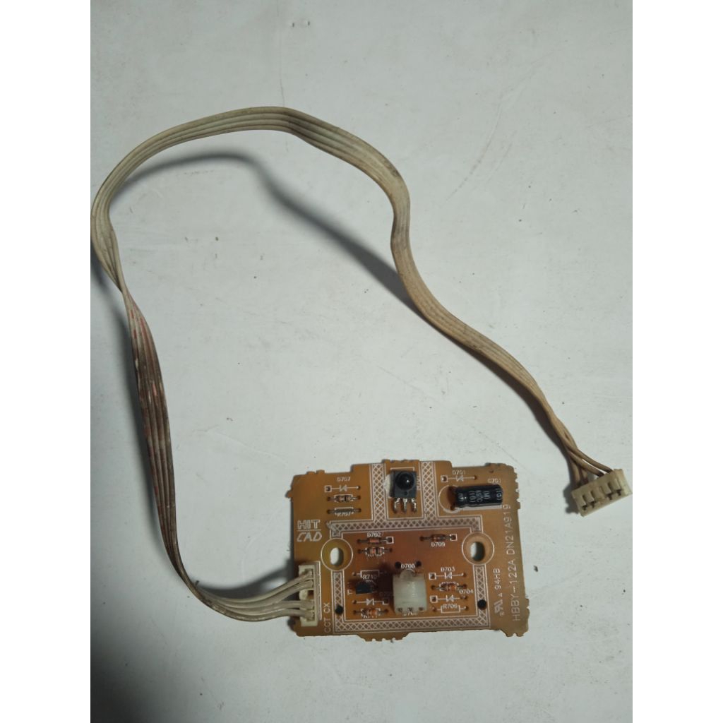 sensor tv Polytron crystaline 21 inc slim