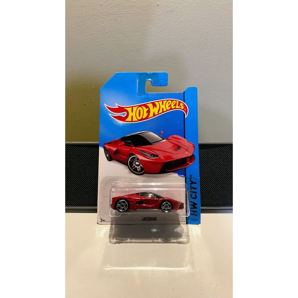 Hotwheels Ferrari diecast