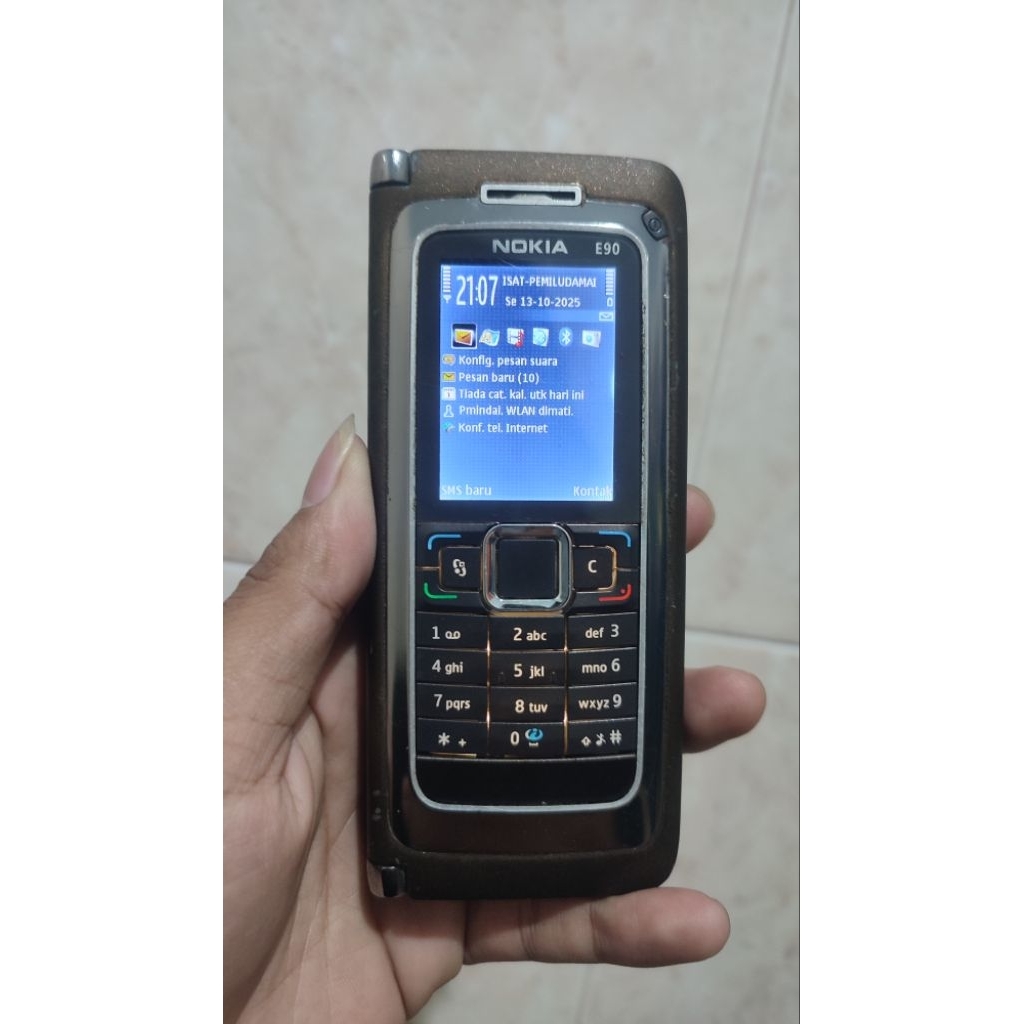Nokia E90 Communicator