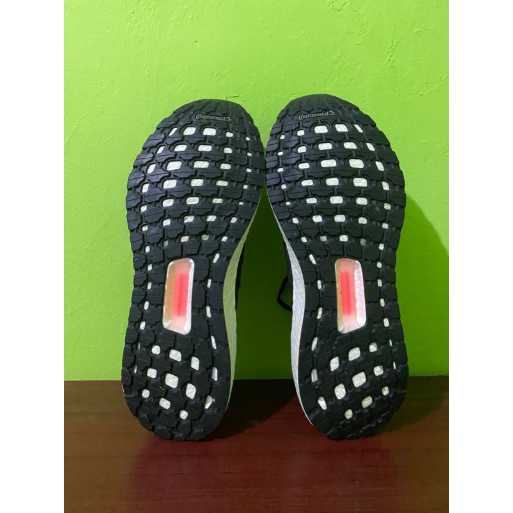 adidas ultraboost size 42