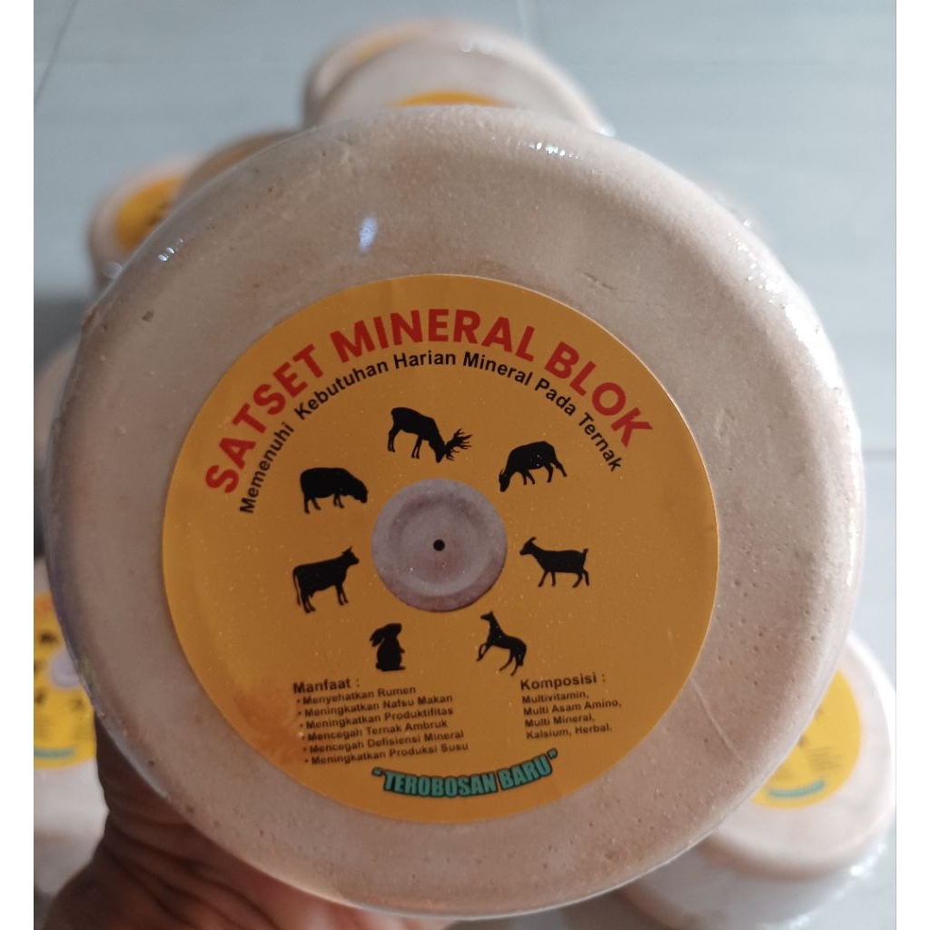 Mineral blok sapi - Satset mineral blok 1kg - mineral untuk sapi - mineral untuk kambing - mineral u