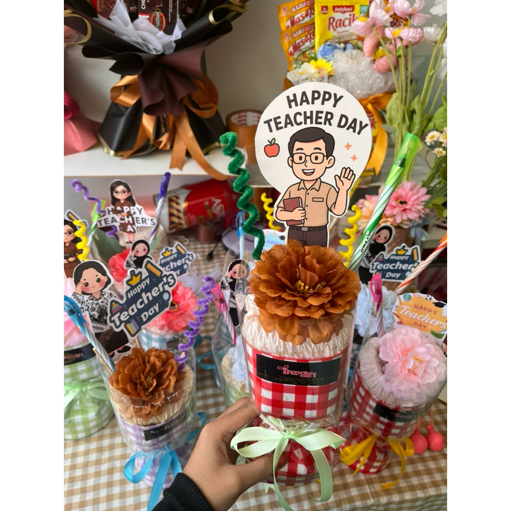 bucket hari guru