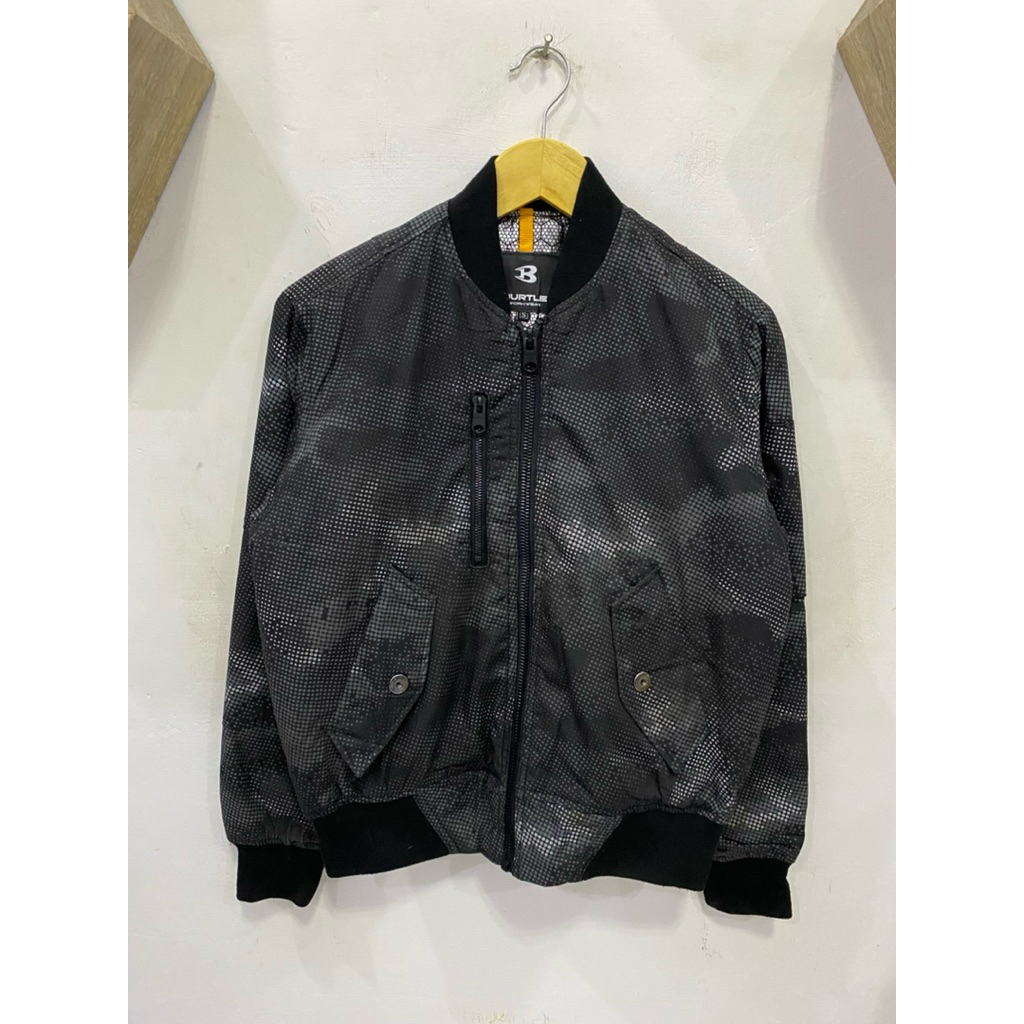 BOMBER JAKET BURTLE CAMO