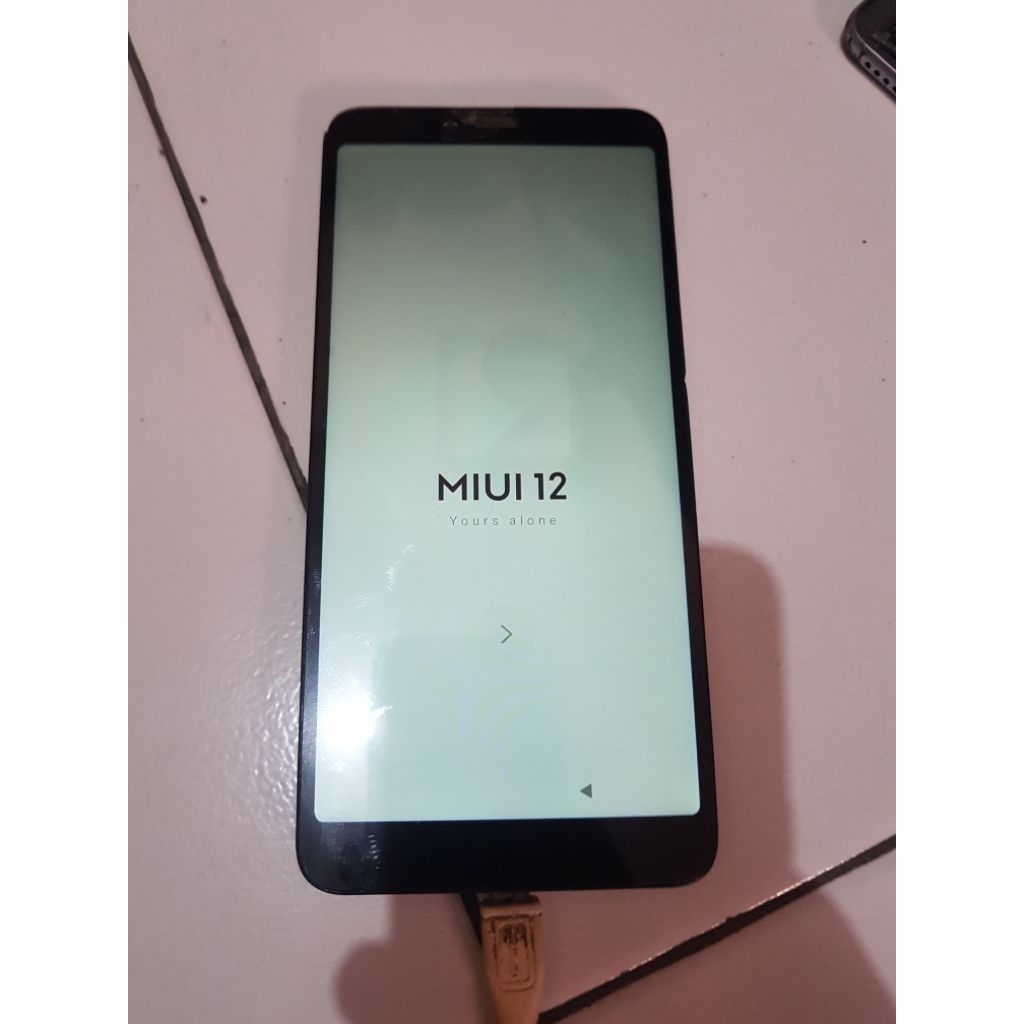 lcd touchscreen frame Xiaomi redmi s2 minus.