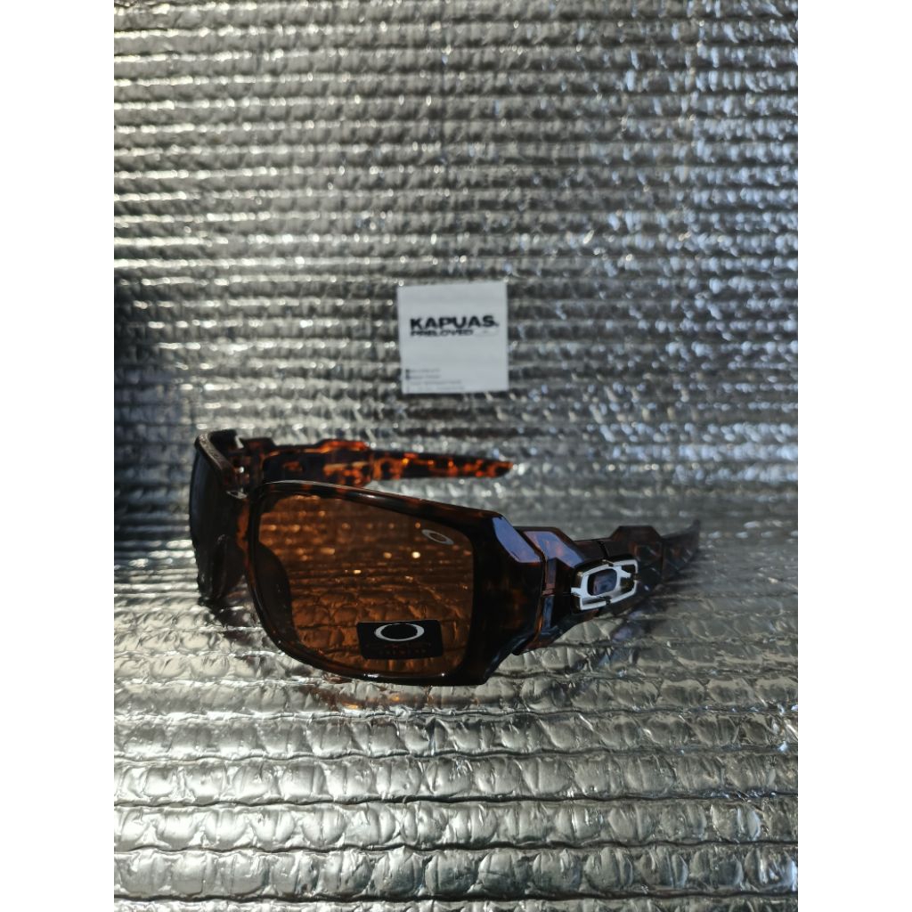 preloved oakley oil rig