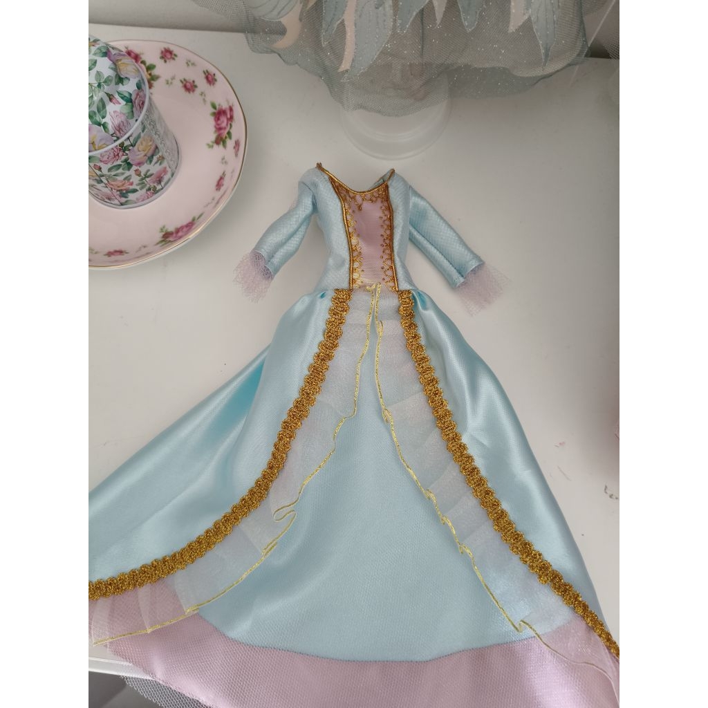 Gaun Barbie Erika The Princess and a Pauper