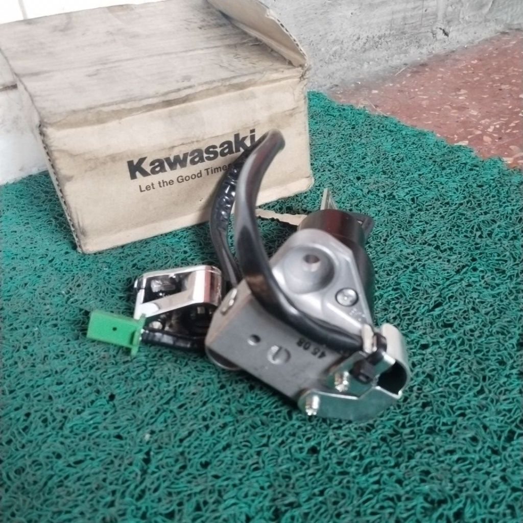 kunci kontak ninja r / ss