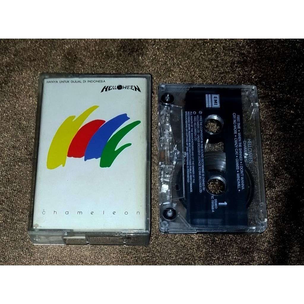 kaset pita Helloween ( chameleon )