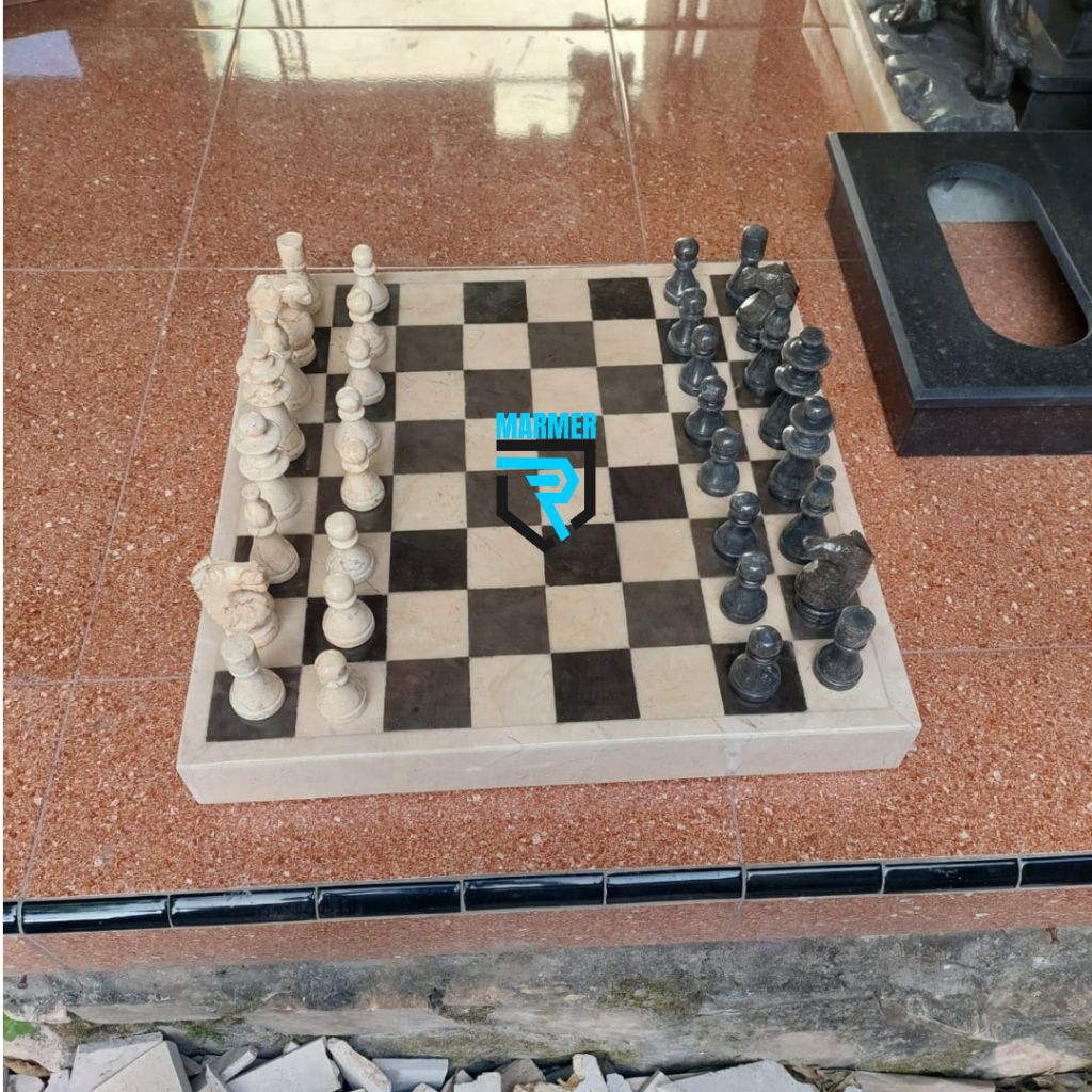 Papan Catur + Bidak Marmer Putih Dan Hitam