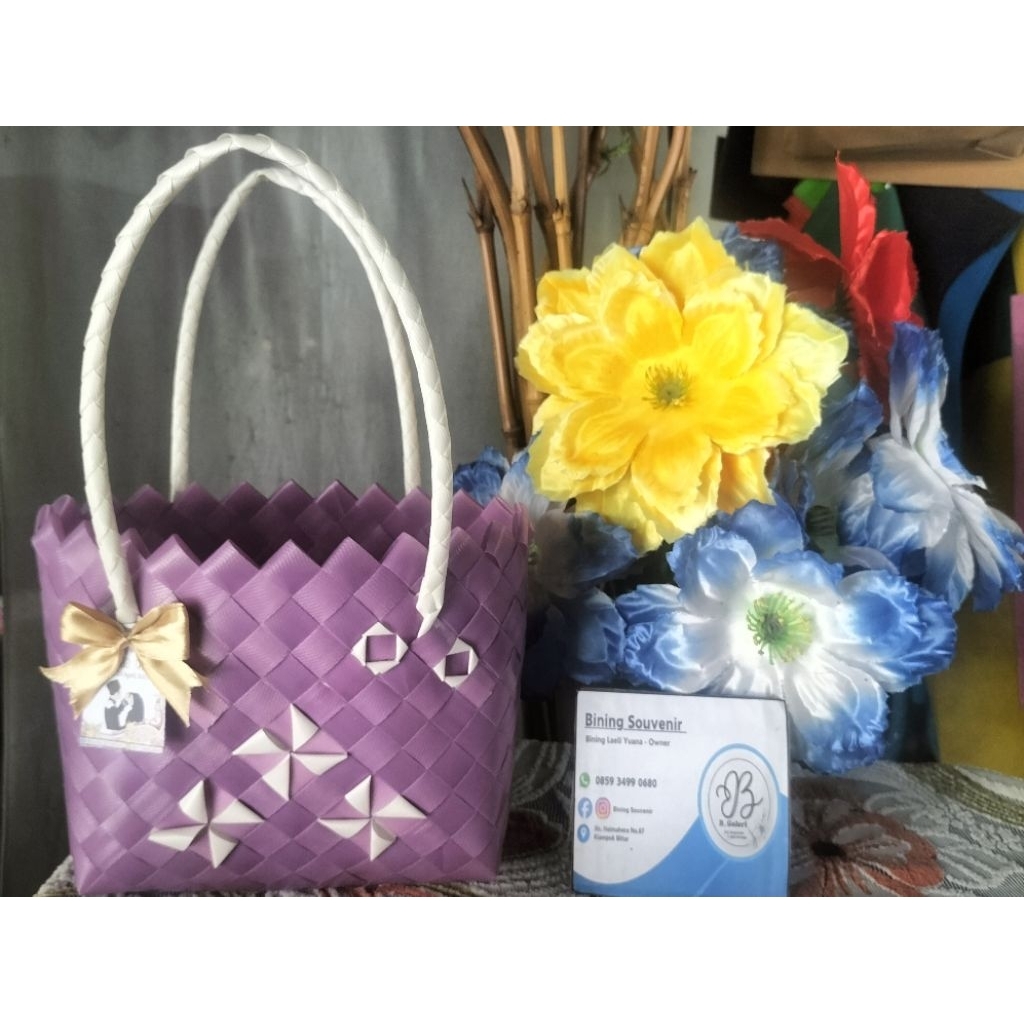 Tas Anyaman Tas Souvenir Hajatan Tas Anyaman Plastik Tas Hajatan Ukuran 17x8x15 cm