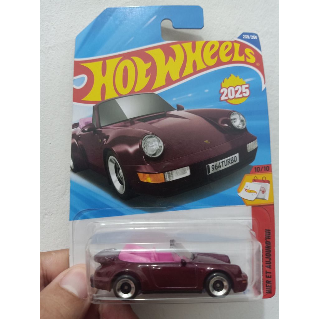 Hot Wheels PORSCHE 911 TURBO CABRIOLET