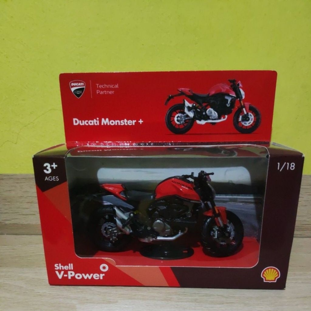 Ducati Monster + Shell