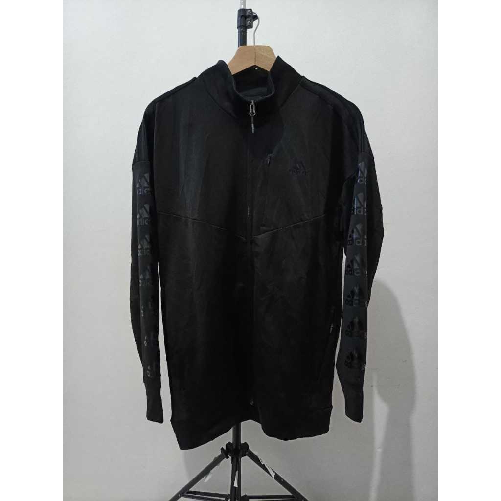 jaket adi black on black